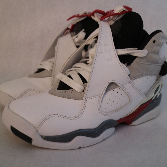 Air Jordan 8 Bug's Bunny - Picture 1 of 8